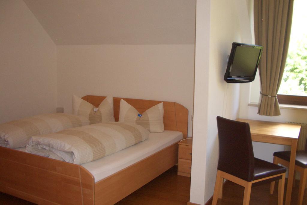Gaestehaus Weberskirch Ернст Номер фото